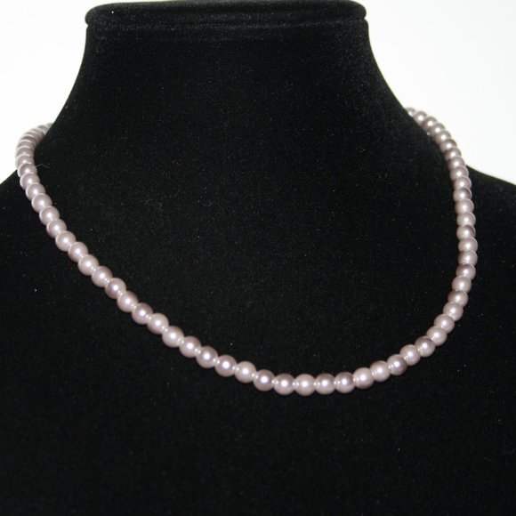 Beautiful purple pearl necklace Adjustable